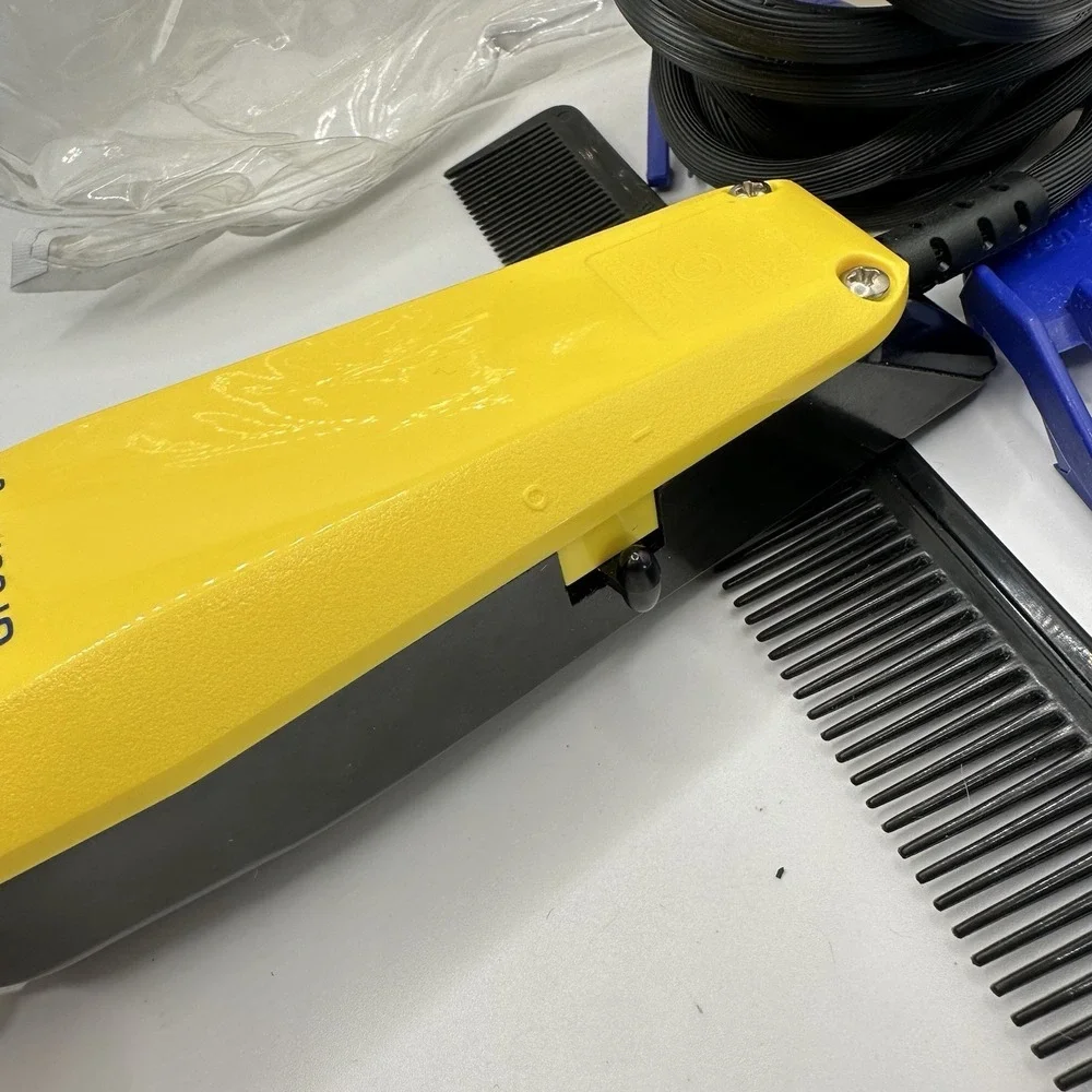 Wahl‎ Animal Grooming Clippers Works & Attachments Comb Yellow Electric Corded